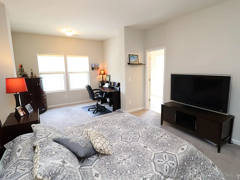 584 Grand Central Sta — Photo 35