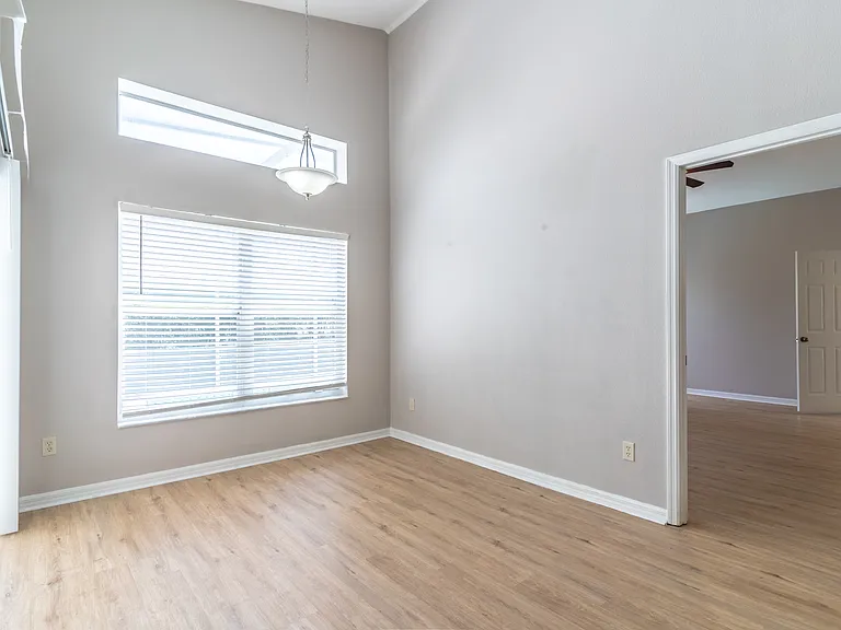 102 Ivy Brook Ct — Photo 34