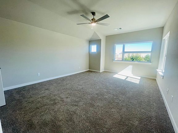 5th image of 370 Oakbend Dr