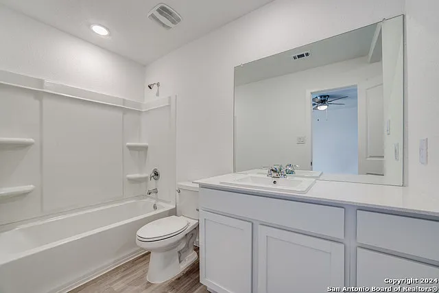 3704 Millbrook Way — Photo 9
