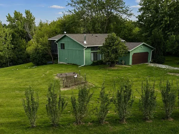 2352 Seven Hills Rd, Fairfield, IA 52556