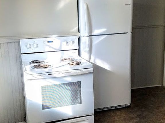 5th image of 2372 Greenway Ave