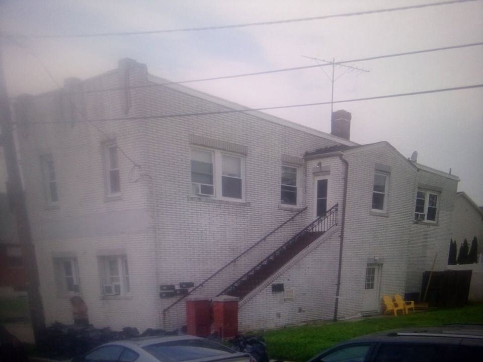 2nd image of 80 Maple St Floor 1