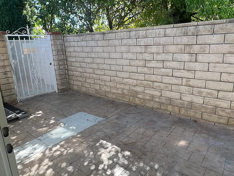 Prairie St — Photo 9