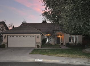 472 W Houston Ave, Clovis, CA 93611