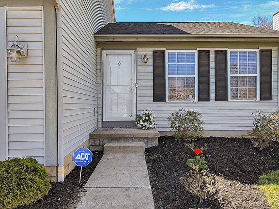 3rd image of 2163 Kingscreek Ct