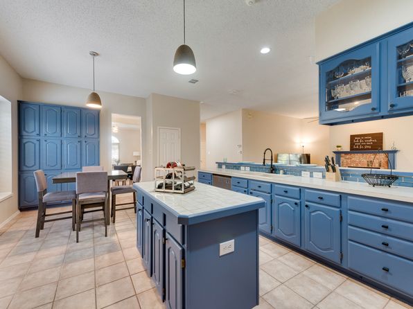 1300 Winnipeg Dr
