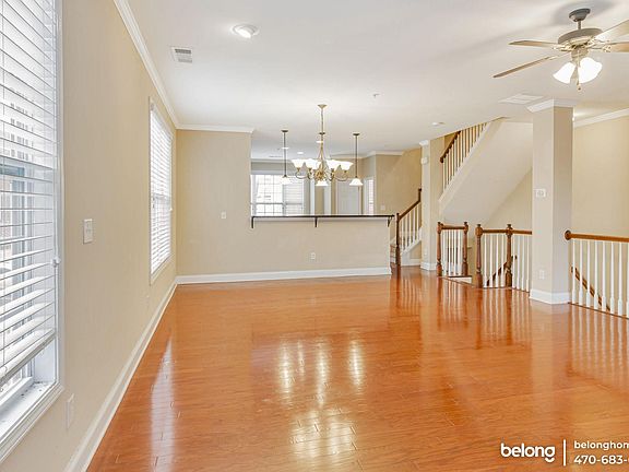 5th image of 462 Williamson St SE