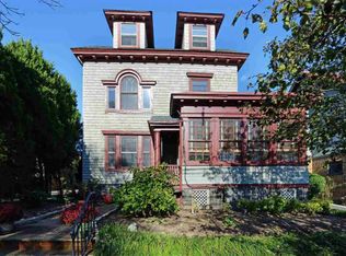 16 Columbia Ter, Weehawken, NJ 07086