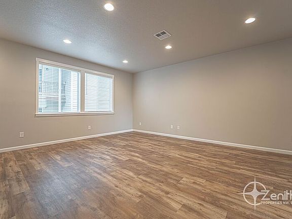 3rd image of 14435 NE 22nd Ave