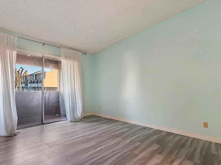 8707 Cedros Ave #7 — Photo 20