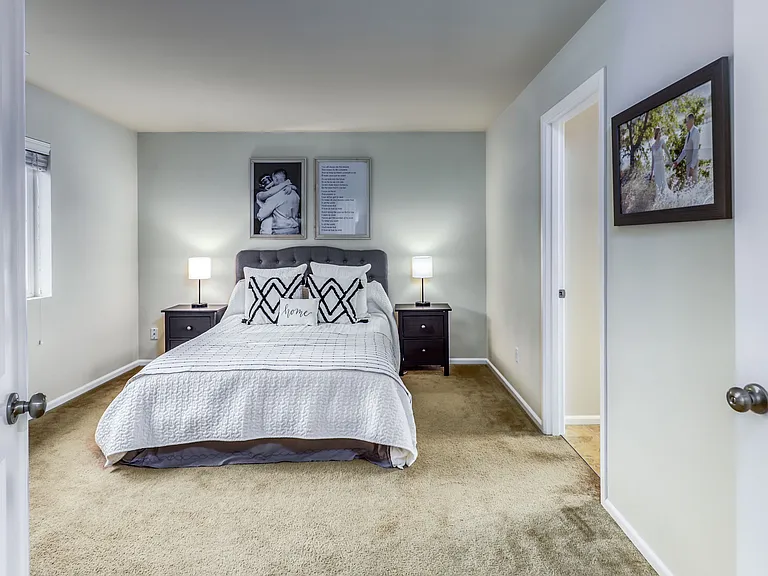 4619 Strathmore Cir SW — Photo 16