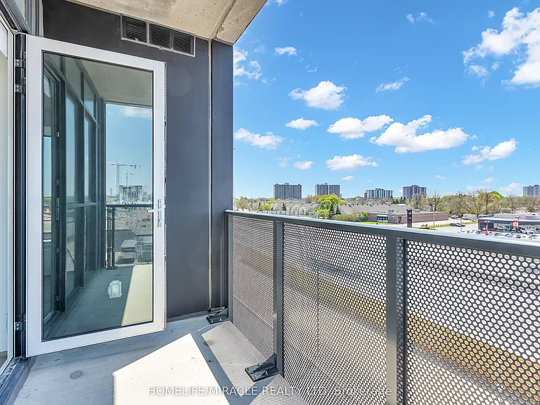 1333 Weber St E #413 — Photo 19