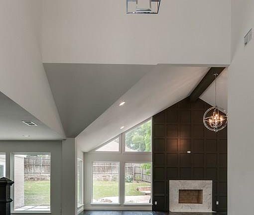 3rd image of 106 Pebble Beach Dr