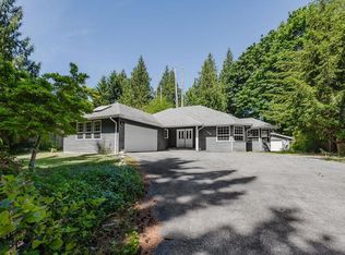 8094 Alderwood Rd, Sunshine Coast, BC V7Z 1C9