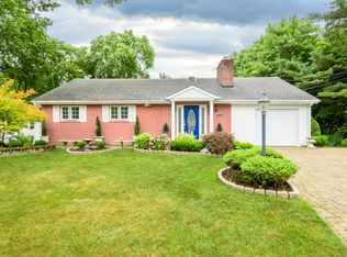 92 Grove Beach Road South, Westbrook, CT 06498