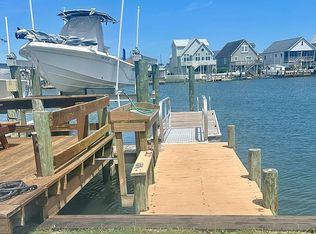 300 Old Causeway Rd #1, Atlantic Beach, NC 28512