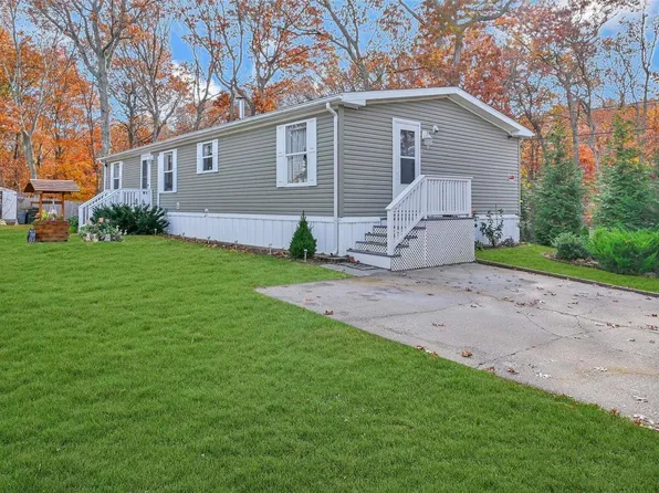 1800 1E Osborn Avenue, Riverhead, NY 11901