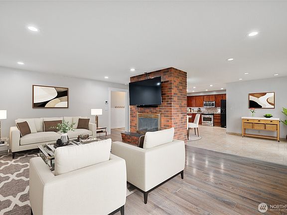 5th image of 2551 Northlake Avenue
