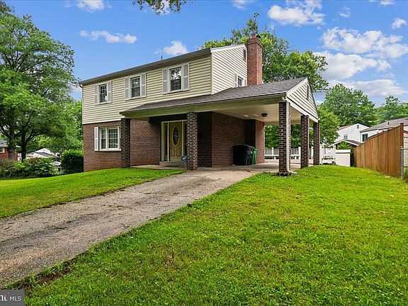 3rd image of 6703 Vanessa Dr