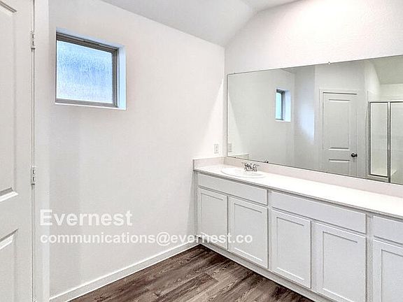 5th image of 2819 Blossom Crest Way