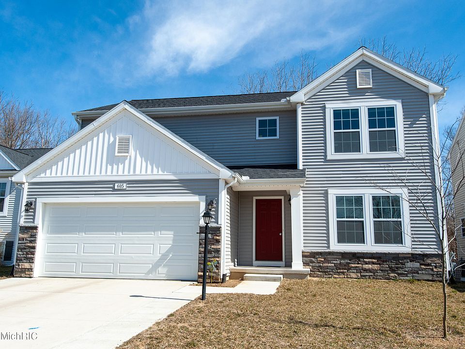 1st image of 605 N Cygnet Lake Dr