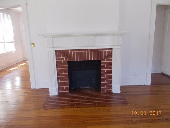 4th image of 31 Johnson Ave