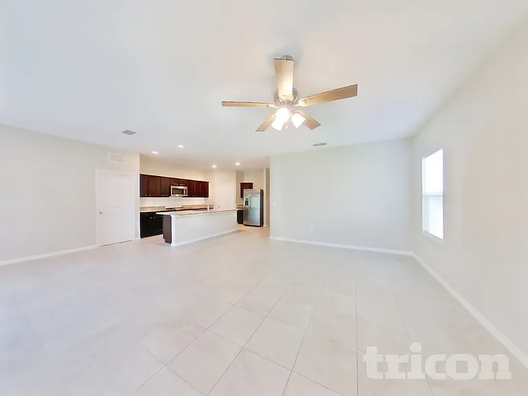 2996 Neverland Dr — Photo 4