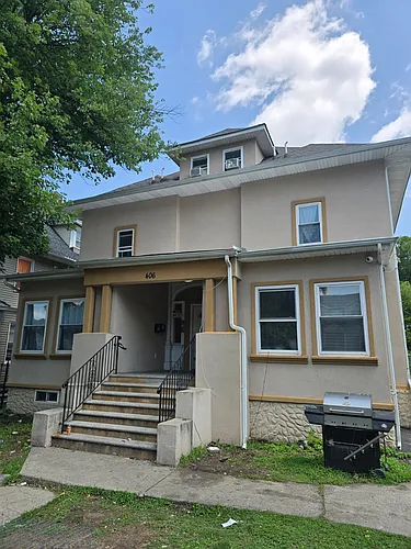 406 Park Ave Photo 1
