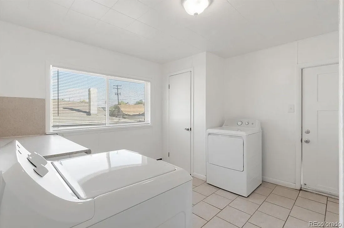 3 bed, 1776 sqft, $2,700 — Photo 3