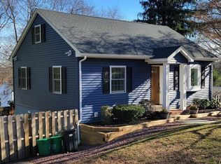 54 Bocket Rd, Pearl River, NY 10965