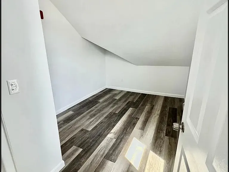 73 Brookside Ave #C — Photo 11