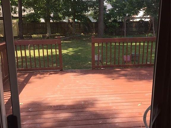 3rd image of 776 Tiffany Ln