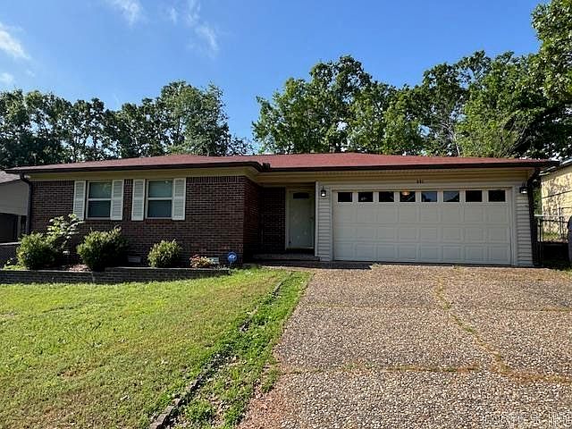 1st image of 501 Melanie Ln