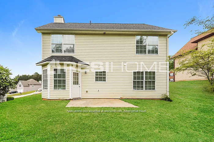 1430 Camelia St — Photo 15