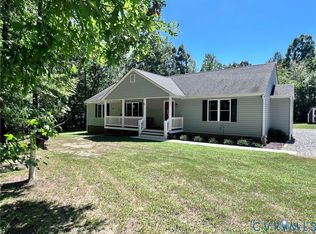 13571 Smacks Dr, Amelia Court House, VA 23002