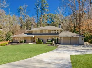 516 Londonberry Rd, Atlanta, GA 30327