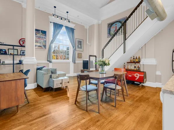 7 Crombie St Unit 16, Salem, MA 01970