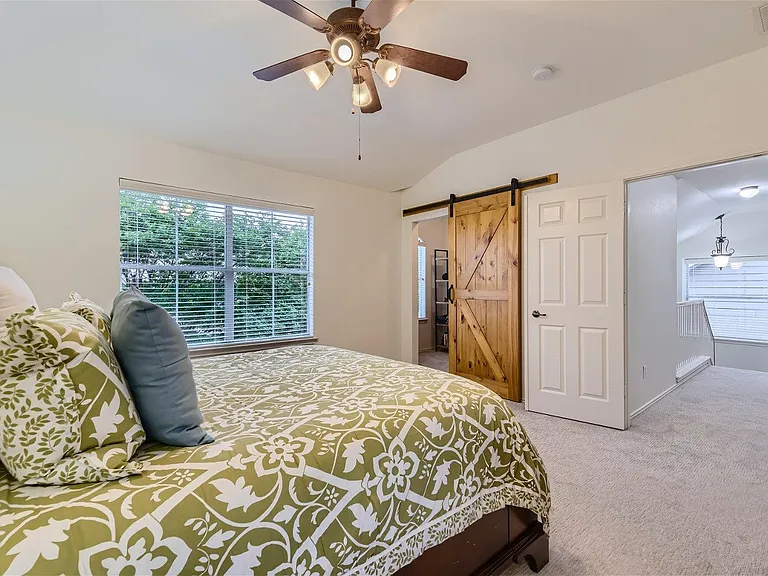 1717 Thompson Trl — Photo 15