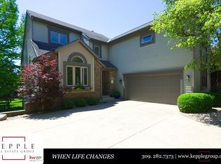 2810 W Willowlake Dr #A3, Peoria, IL 61614