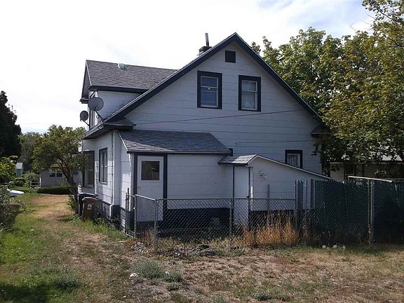 3rd image of 1719 E Empire Ave