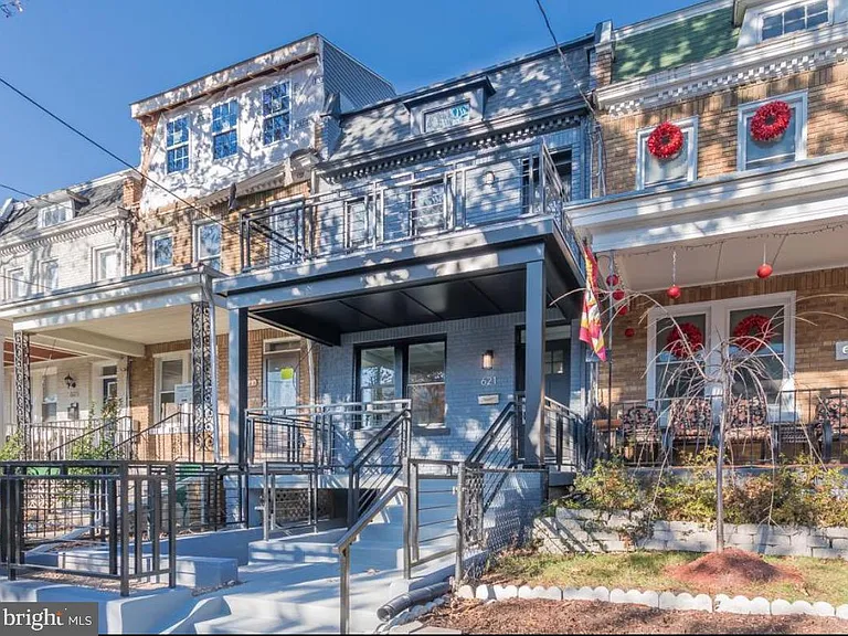 621 Longfellow St NW — Photo 14
