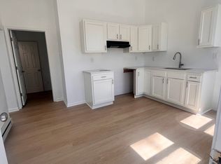 2550 Elyria Ave #6, Lorain, OH 44055