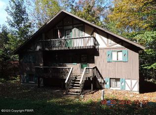 99 Lake Dr E, Clifton Township, PA 18424