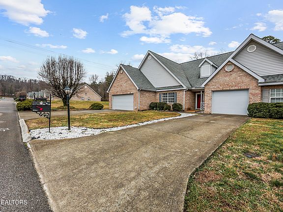 3rd image of 3306 Lexann Ln