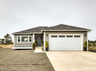 1439 Diamond Head Ave SW, Ocean Shores, WA