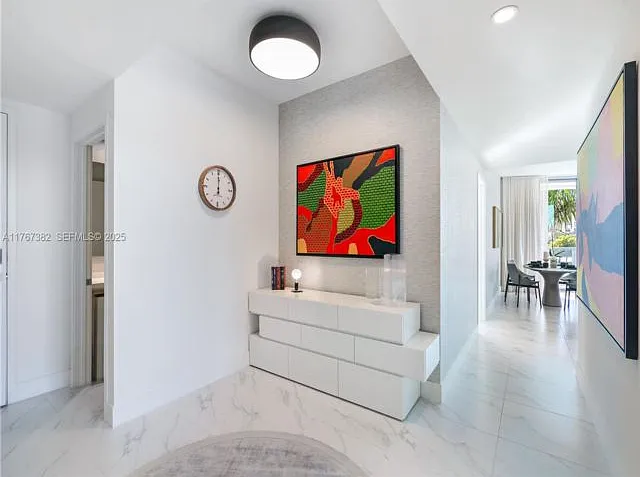 2000 Metropica Way #303 — Photo 1