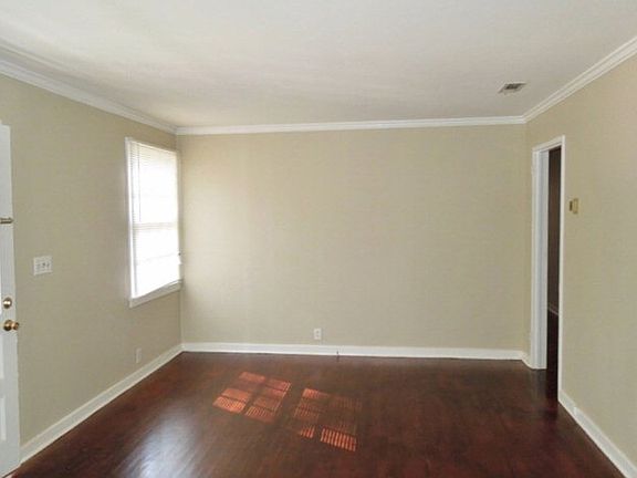 2nd image of 1611 Beauford Pl