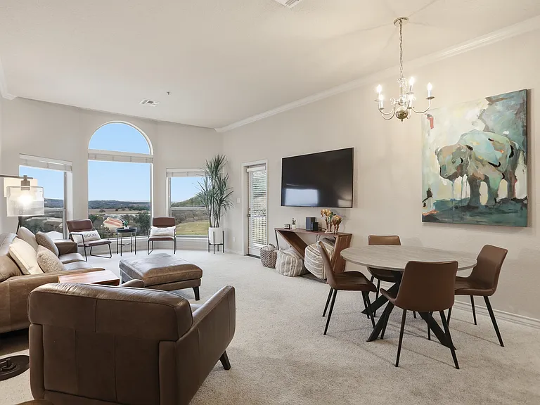 20 Tapatio Dr E #302 — Photo 3