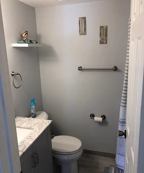 901 Pinecrest Cir #B — Photo 14